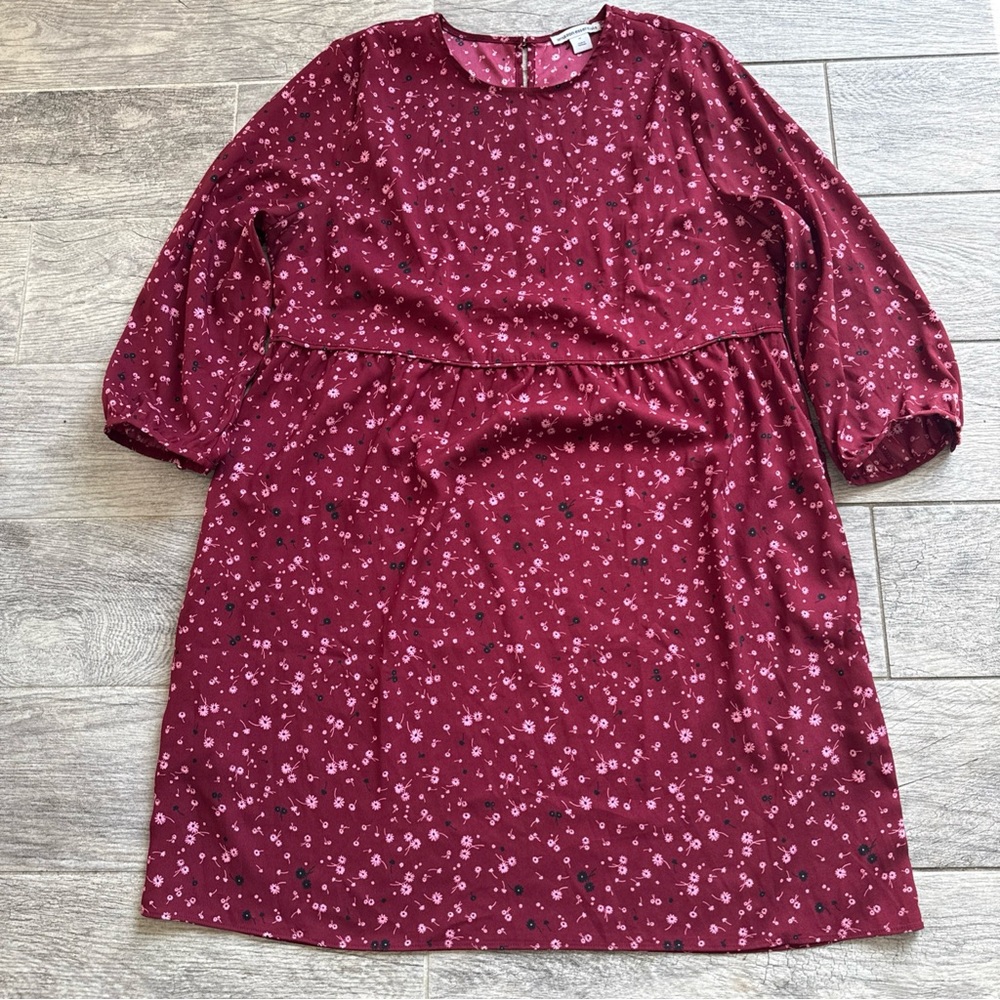 Amazon essentials women’s medium dress floral Lightweight 3/4 Sleeve Above Knee‎